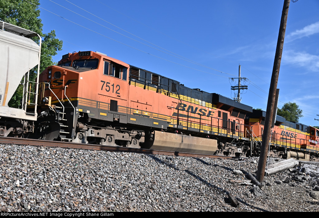 BNSF 7512 Roster shot